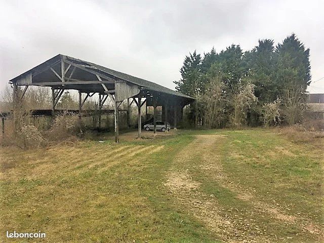 Terrain 3972 m² · à Neuilly-Saint-Front · 3 972 m² · 88 000 €