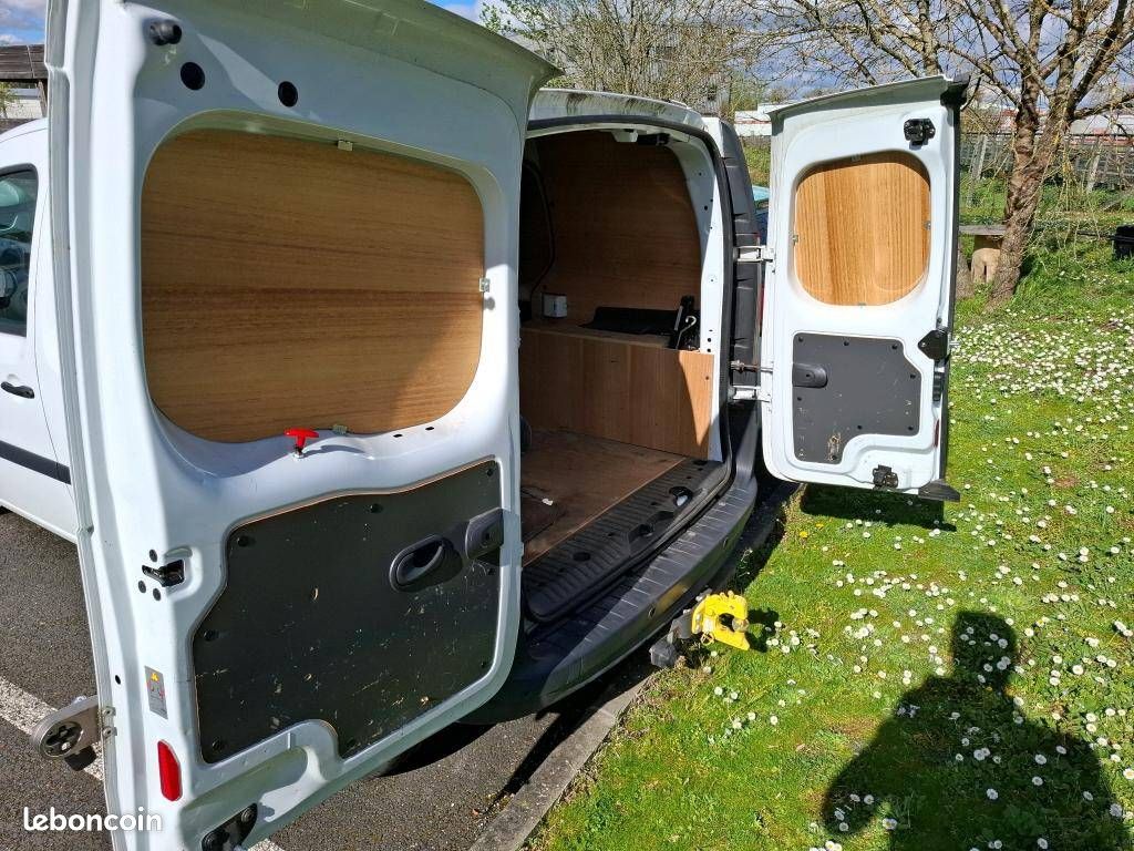 Renault Kangoo BLUEDCI 95 CV EXTRA R-LYNK (image 6)