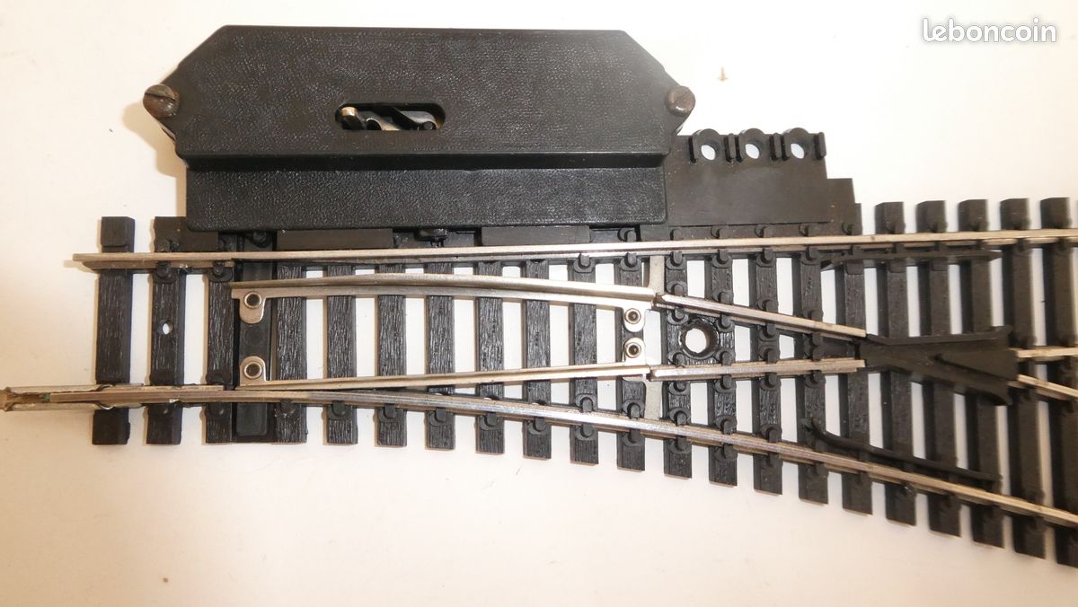  3050 Lima HO Train Aiguillage à main droit 1970’s Modélisme