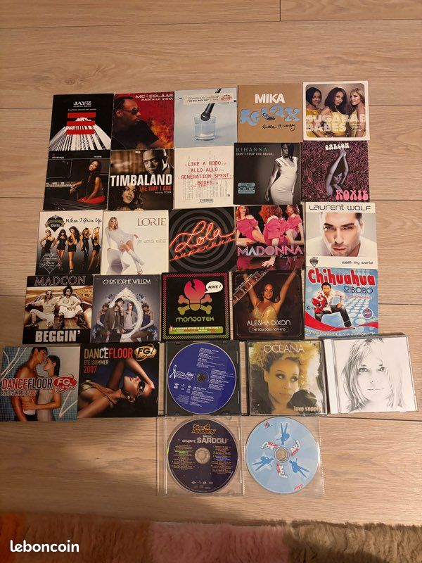 Lot CD musique année 2000/ musique pour enfant (image 1)