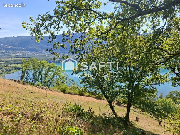 Terrain 2594 m² CONJUX