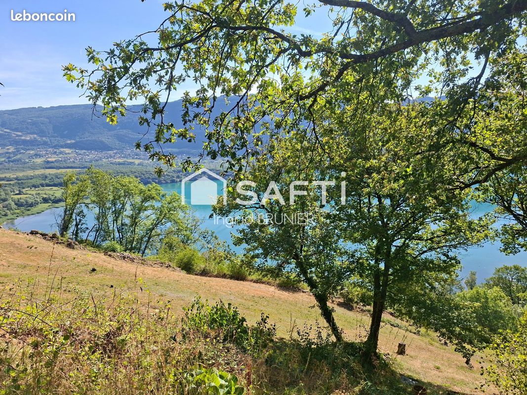 Terrain 2594 m² · à Conjux · 2 594 m² · 450 000 €