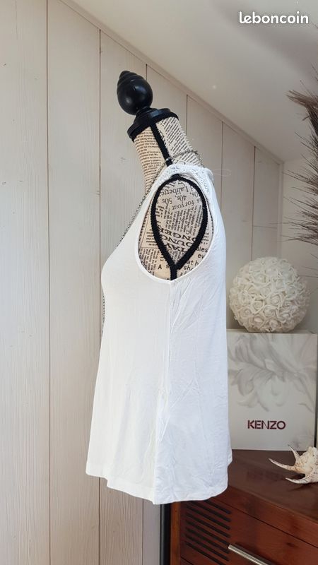 Top débardeur blanc fluide avec empiècement dentelle / macramé (image 5)