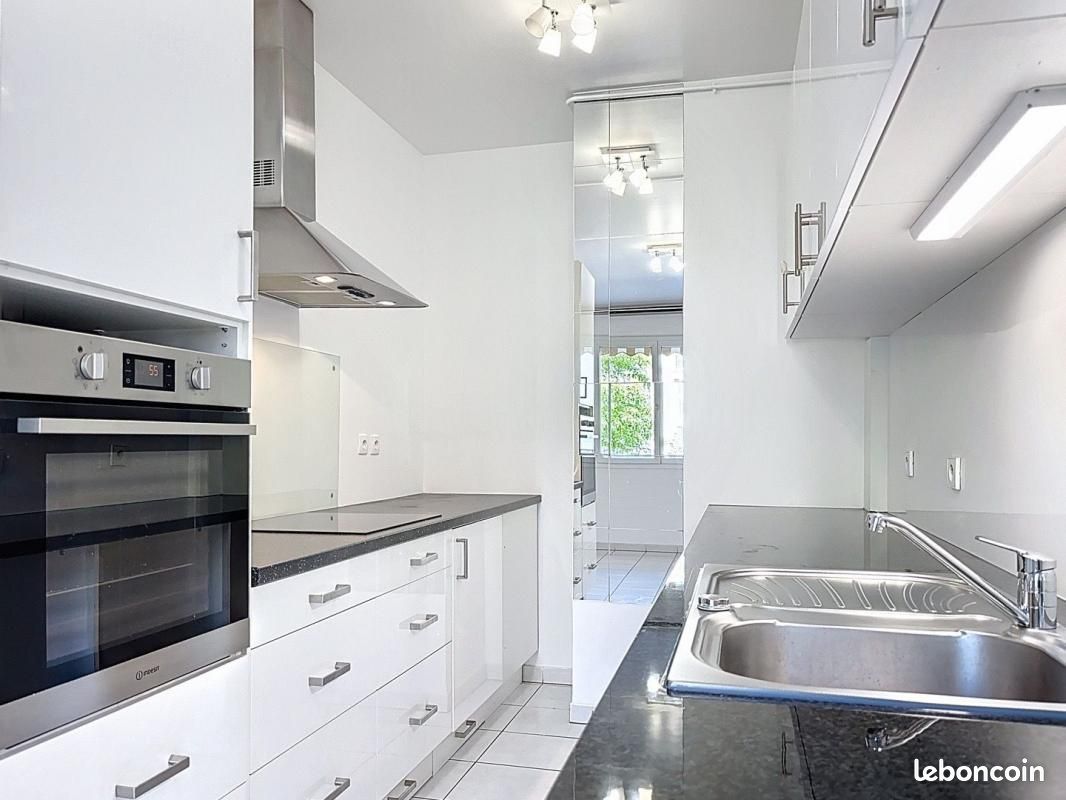 Appartement a louer bourg-la-reine - 3 pièce(s) - 76 m2 - Surfyn