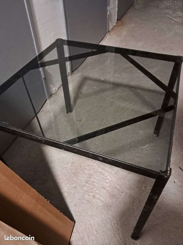 Meuble tele plus table carre (image 1)