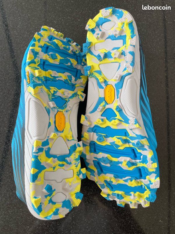 Chaussures baskets trail running Hoka One One Evo jawz idéales course à pieds et swimrun Hoka Evojawz T 44 neuves (image 2)