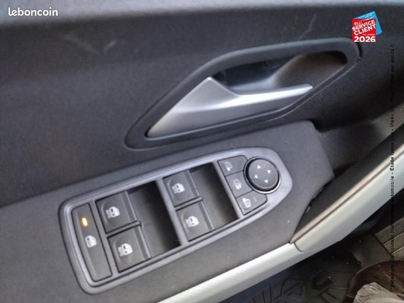 Dacia Duster 1.8 hybrid 155ch Extreme (image 19)