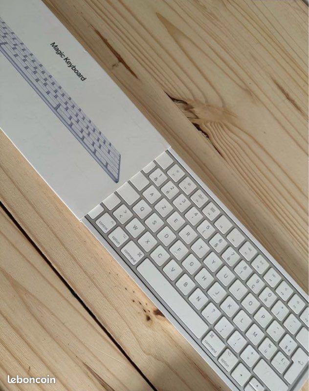 Clavier apple (image 1)