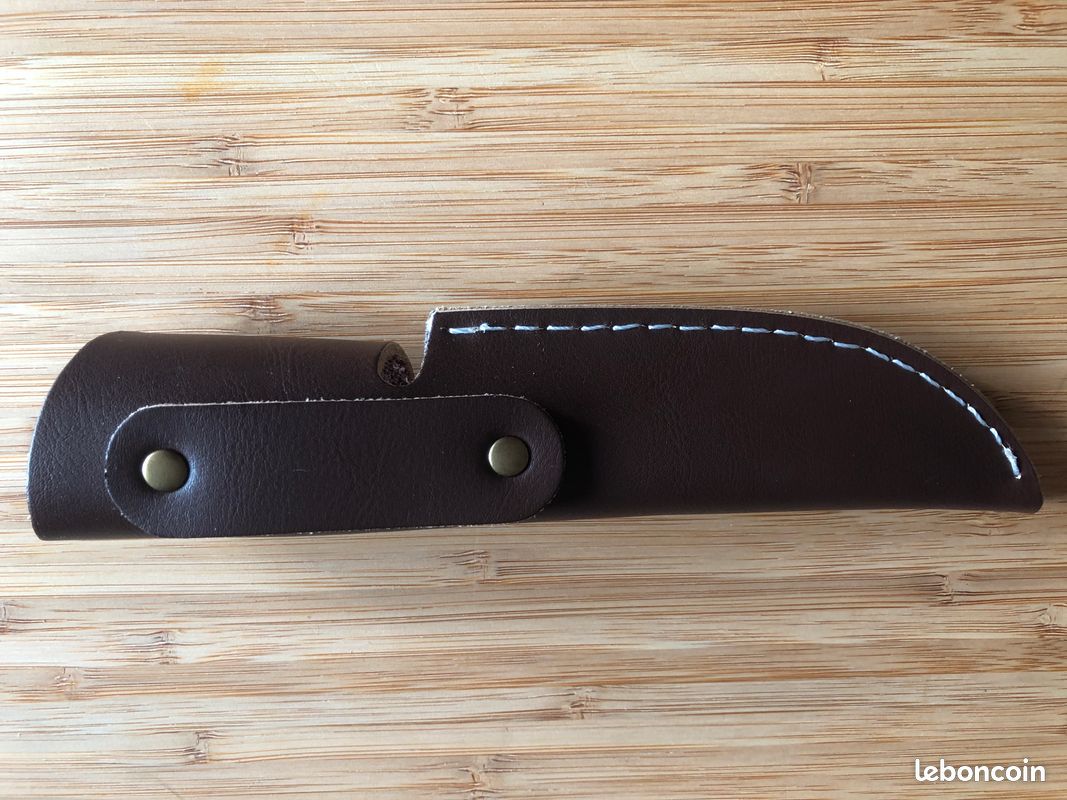 Poignard de chasse Morakniv Compagnon MG avec étui et lame lisse