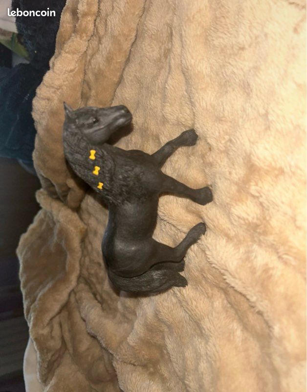 Jument Schleich 2017 (image 1)