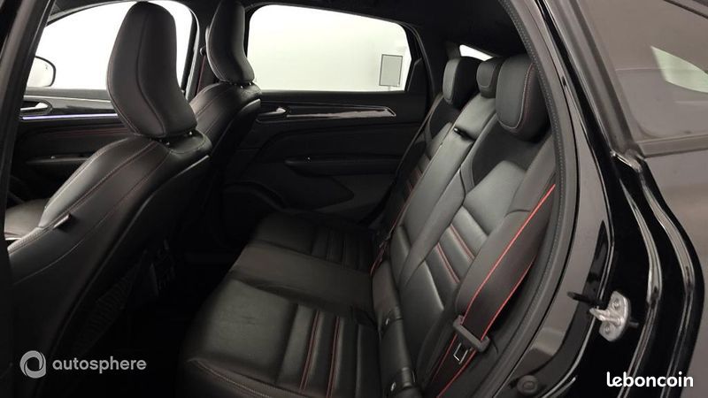 Renault Arkana 1.6 E-Tech hybride 145ch RS Line Fast Track (image 13)