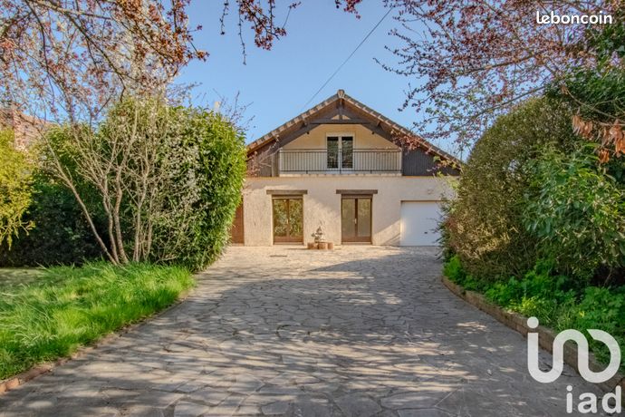 Maison 7 pièces 152 m²