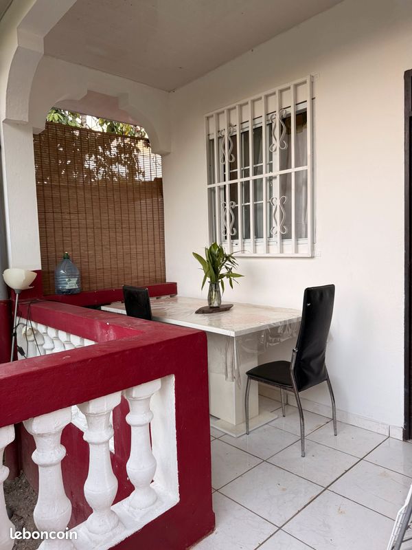 Appartement 2 pièces 35 m² · à Saint-Laurent-du-Maroni · 35 m² · 750 €/mois