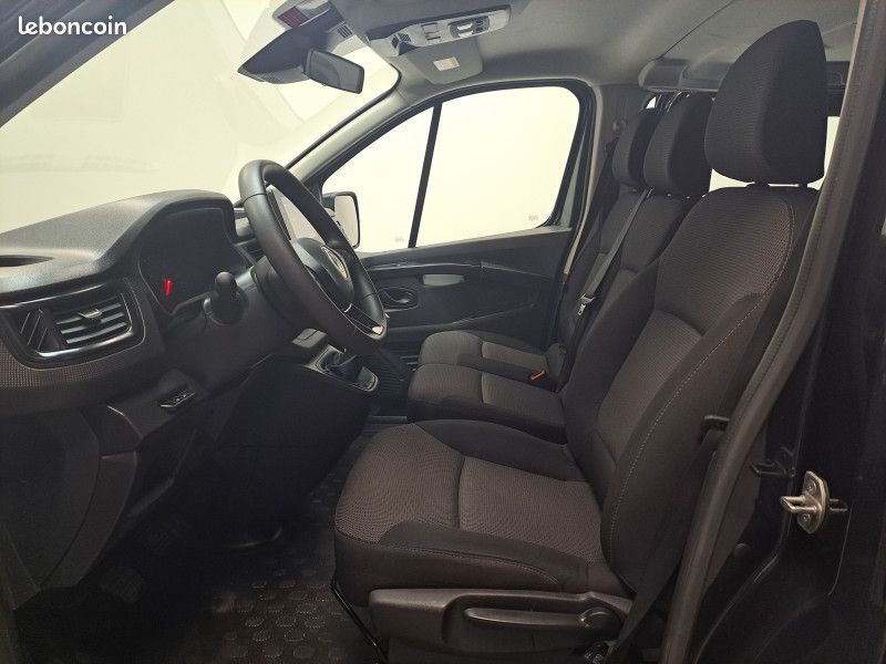 Renault TRAFIC III COMBI L2 2.0 BLUE DCI 150CH S&S ZEN 8 PLACES (image 10)