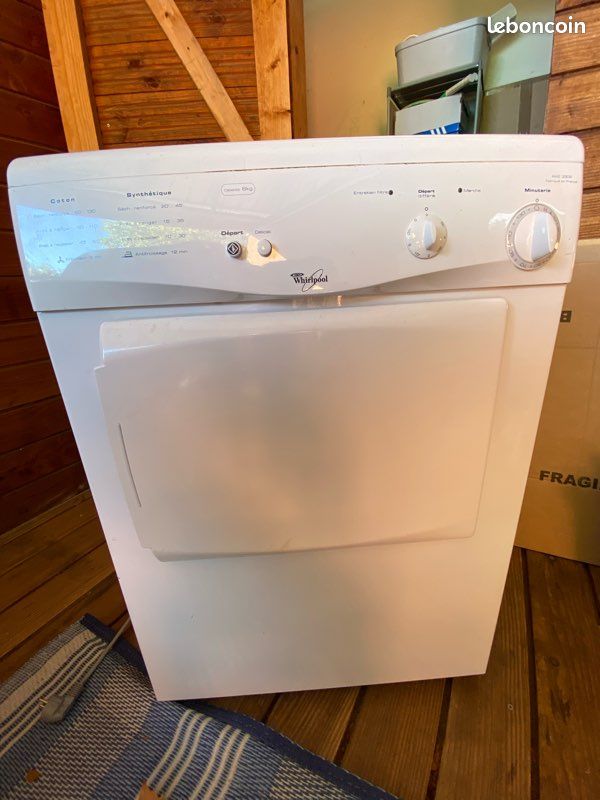 Sèche-linge évacuation Whirlpool 6 kg — AWZ 3306 (image 1)