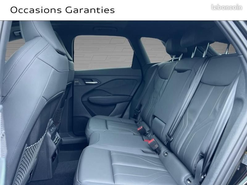 Audi Q3 1.5 TFSI 150ch Hybride S line S tronic 7 (image 13)