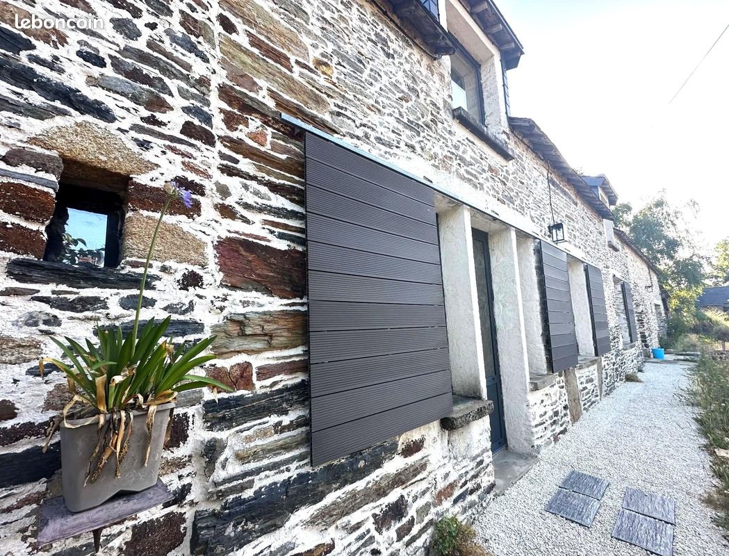 Maison 1 pièce 213 m² · à Saint-Dolay · 213 m² · 463 000 €