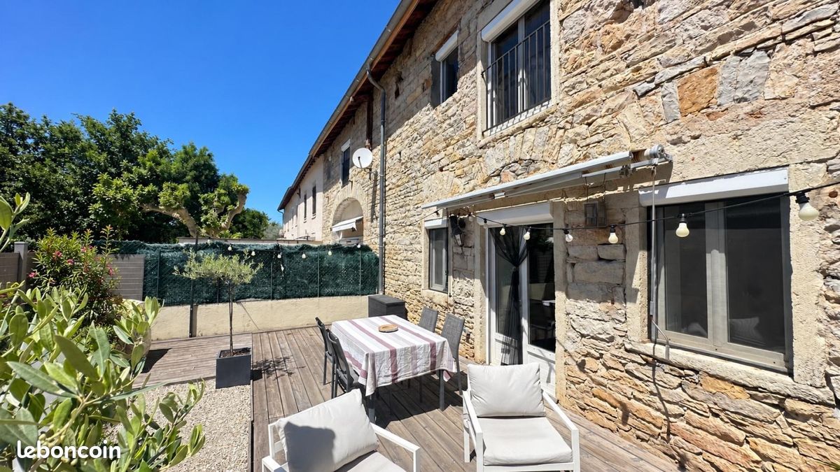 Appartement 3 pièces 61 m² · à Saint-Romain-de-Jalionas · 61 m² · 215 000 €
