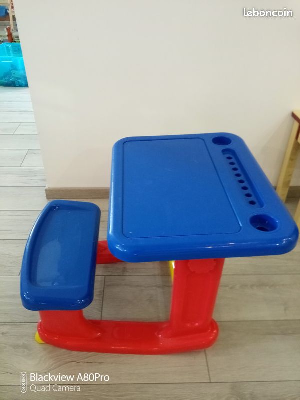 Pupitre/bureau enfant (image 10)