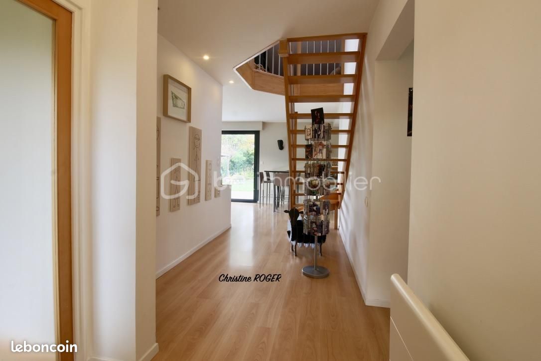 Maison 8 pièces 160 m² · à Baisieux · 160 m² · 599 000 €