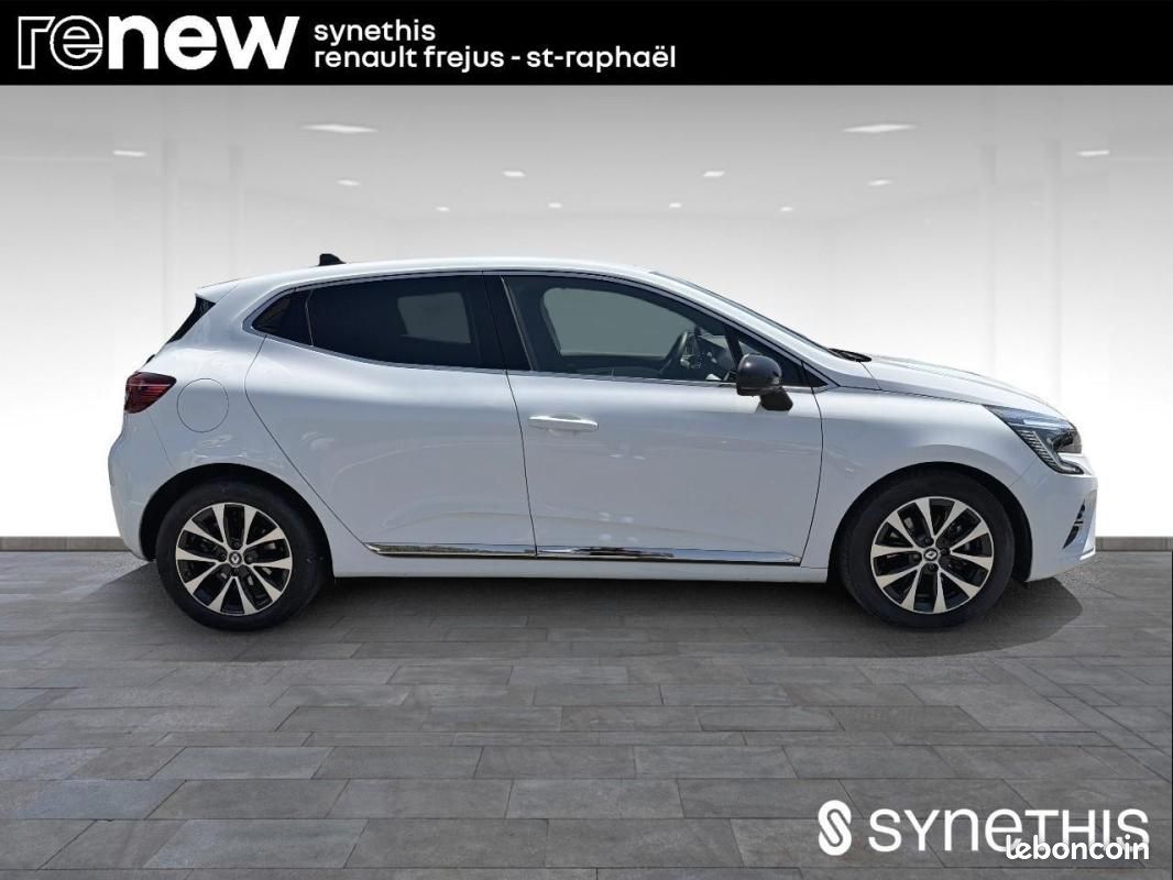 Renault Clio V E-Tech full hybrid 145 Techno (image 12)