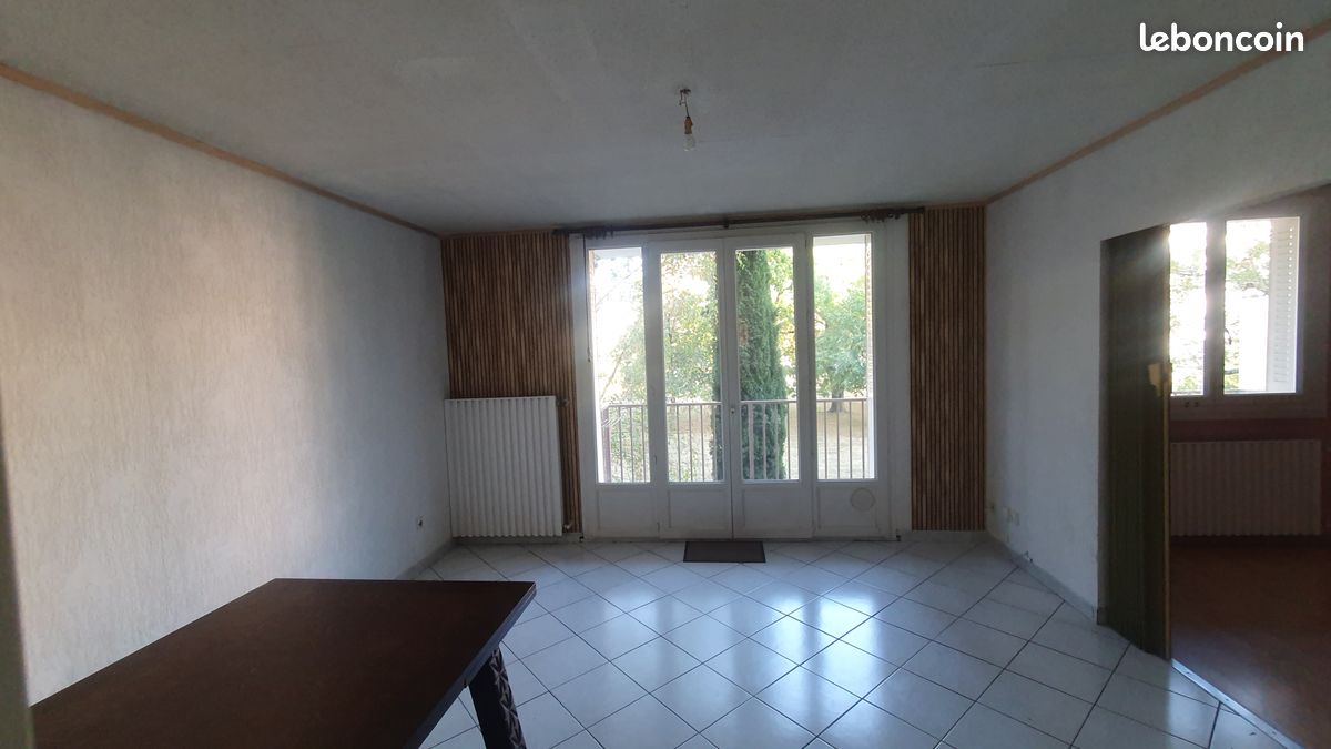 Appartement 4 pièces 74 m² · à Le Pont-de-Claix · 74 m² · 770 €/mois