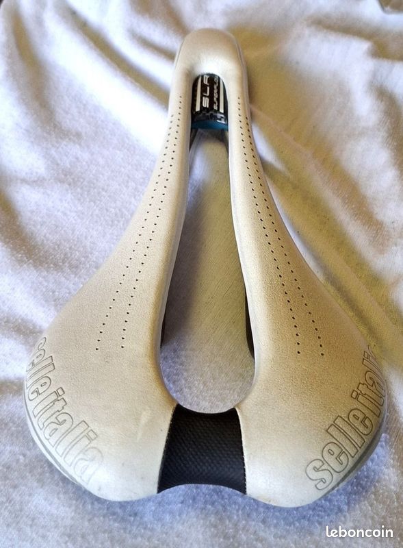 Selle Femme Selle Italia – 352g Blanche – Vintage Années 80 – Occasion
