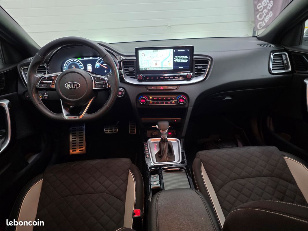 Kia Ceed SW 1.6 CRDI 136 GT-Line DCT7 (Caméra, LED, GPS, BVA) (image 8)