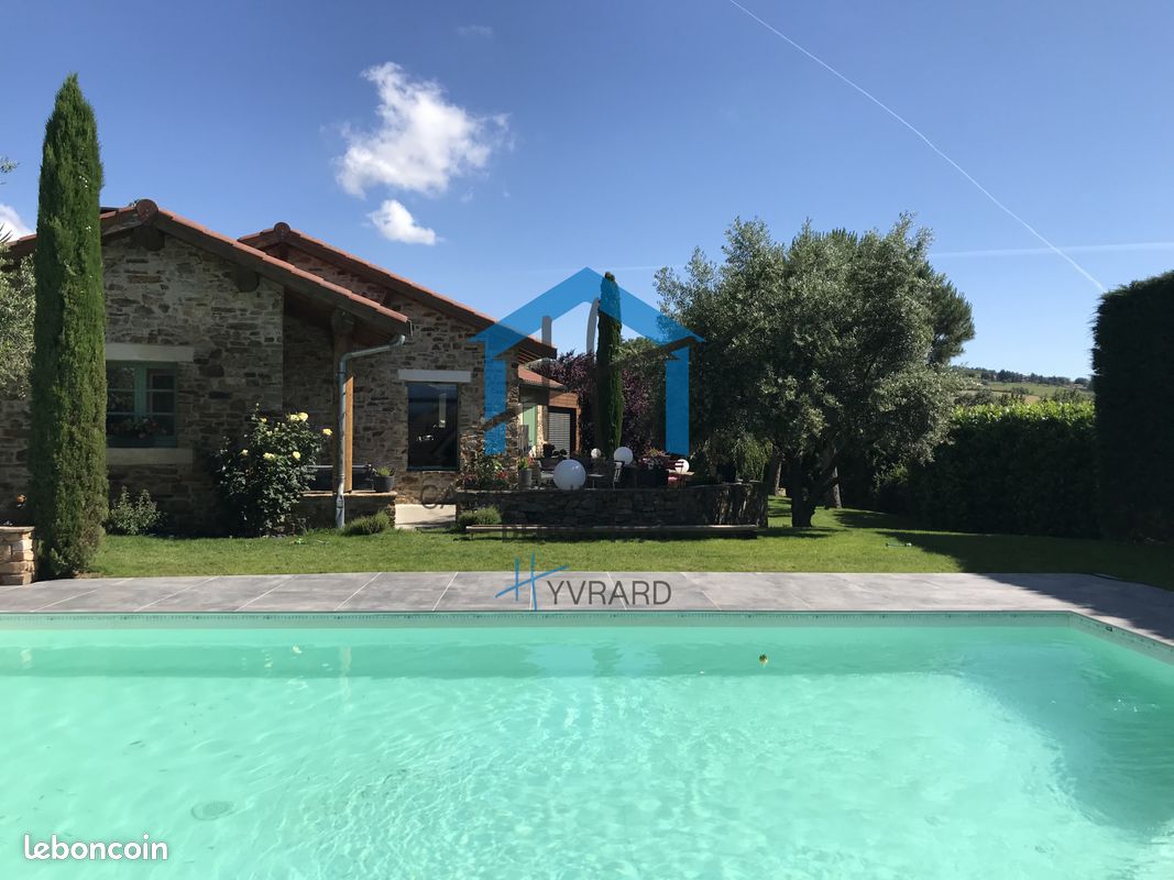 Maison 6 pièces 143 m² · à Saint-Joseph · 143 m² · 550 000 €