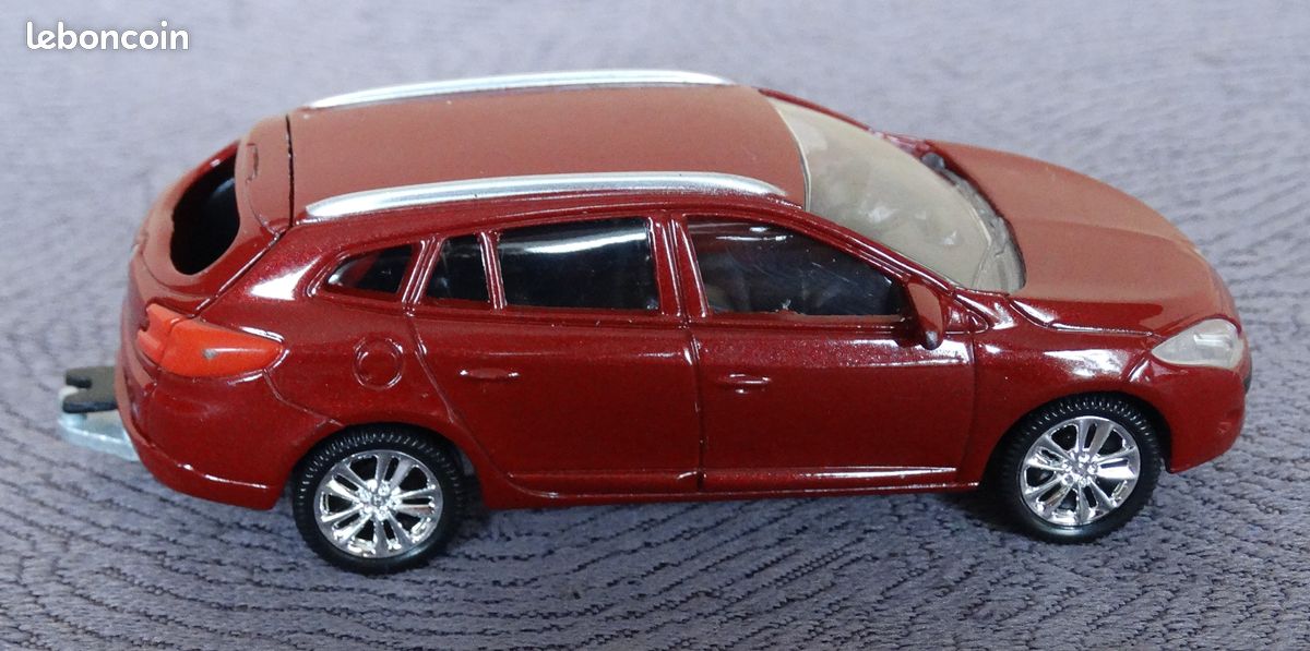 486 : Lot 4 - 5 Voitures Renault - 1 : 64ème (image 6)