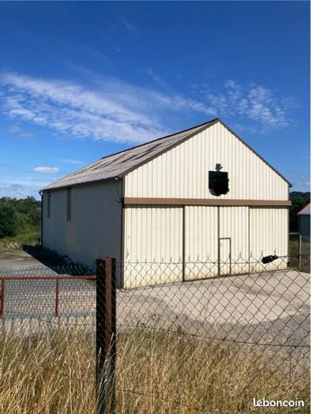 Bâtiment industriel de 300m2 à Pont Audemer