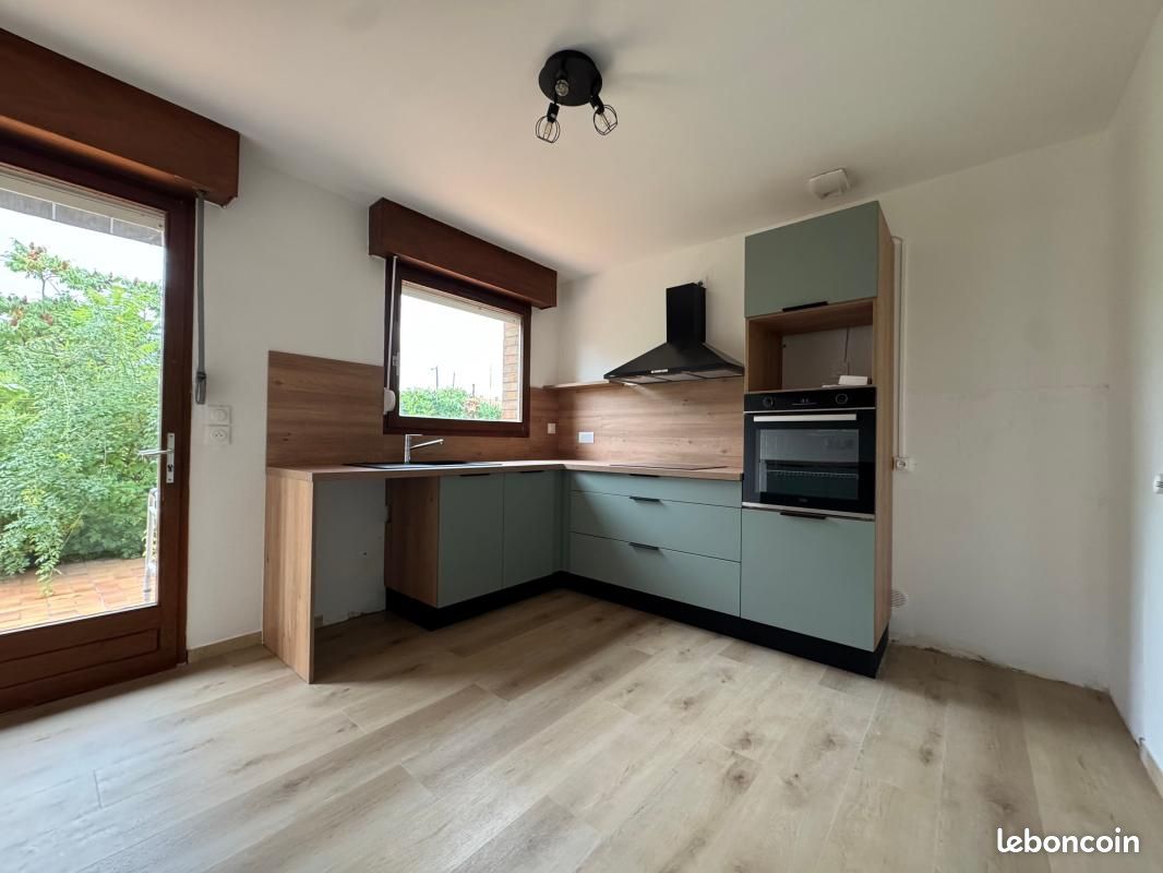Maison 4 pièces 94 m² · à Houplines · 94 m² · 950 €/mois