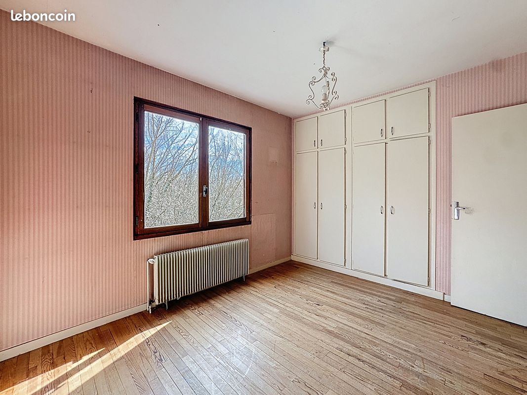 Propriété 6 pièces 140 m² (image 10)