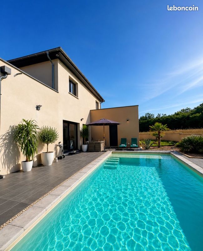 Maison 5 pièces 141 m² · à Meximieux · 141 m² · 575 000 €