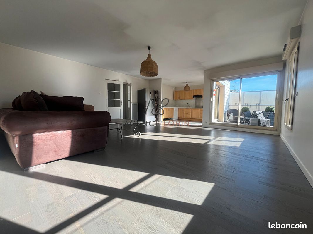 Appartement 4 pièces 98 m² · au Vésinet · 98 m² · 2 500 €/mois