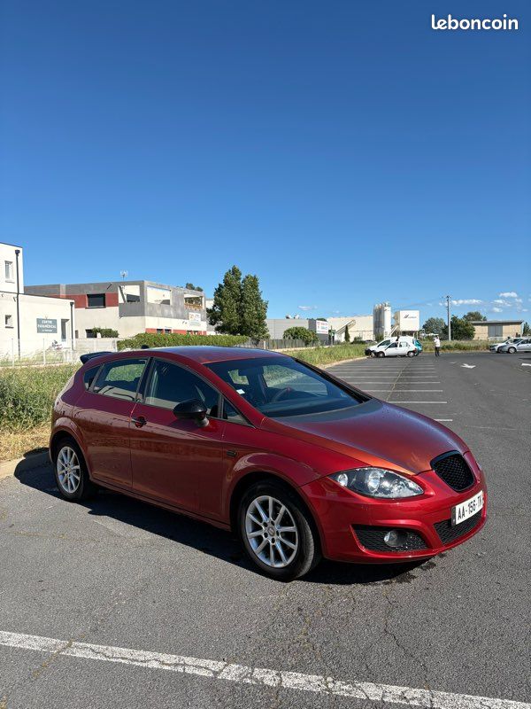 Seat leon (image 1)