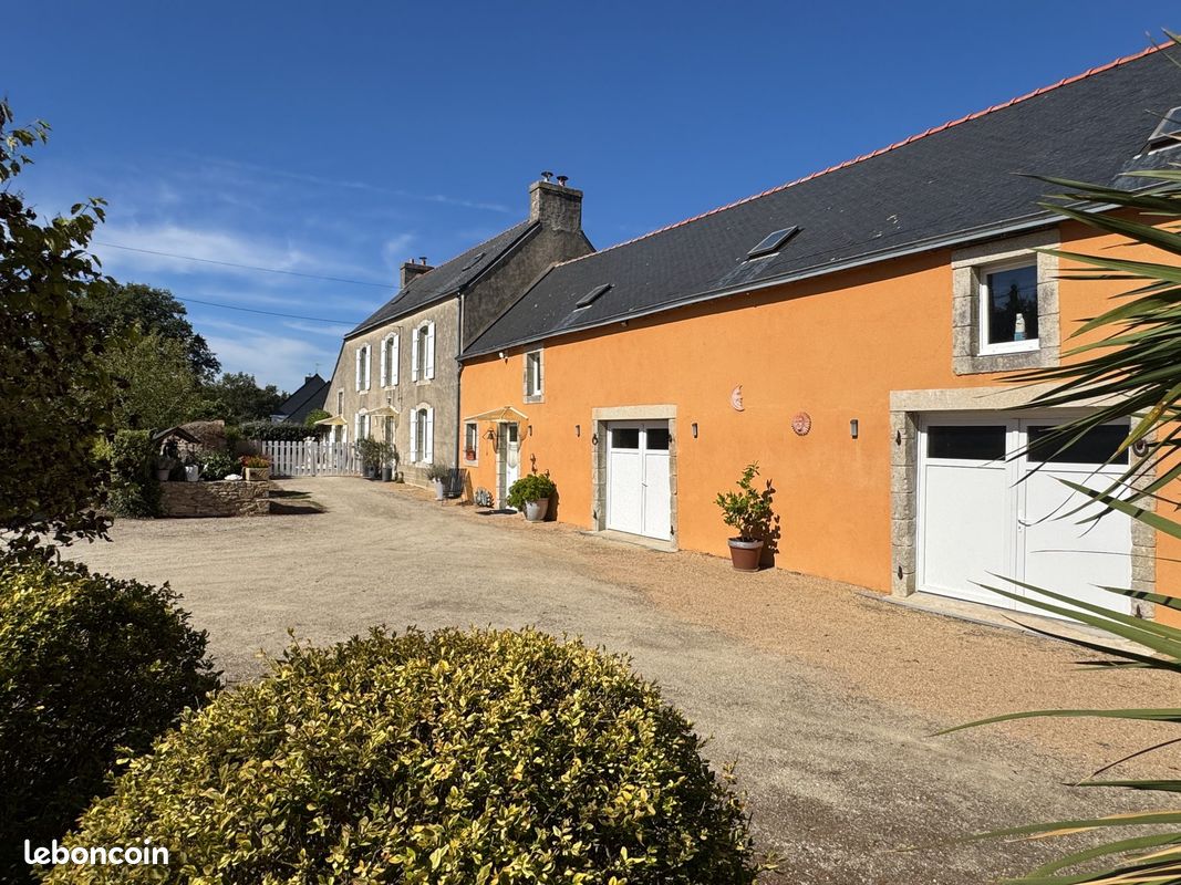 Maison 6 pièces 229 m² · à Moëlan-sur-Mer · 229 m² · 676 000 €