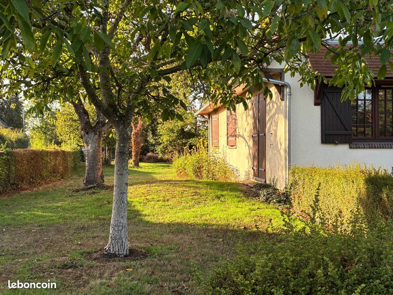 Maison 6 pièces 137 m² · à Mesnils-sur-Iton · 137 m² · 250 000 €