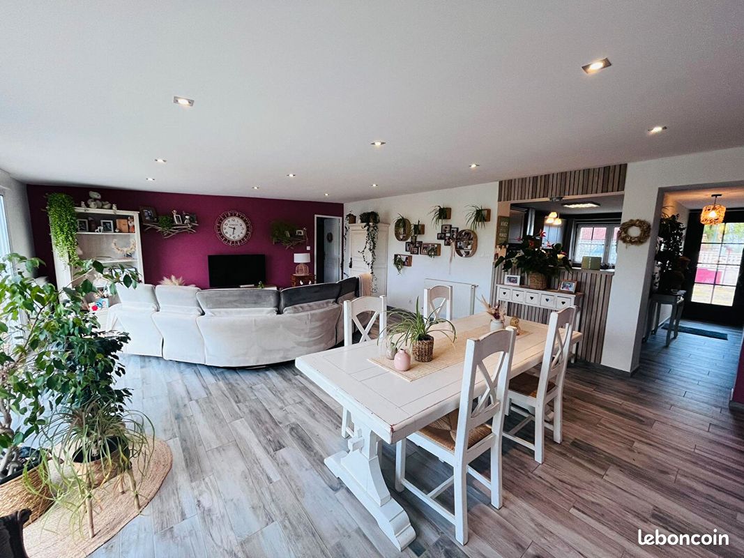 Maison 12 pièces 185 m² · à Nielles-lès-Calais · 185 m² · 367 500 €