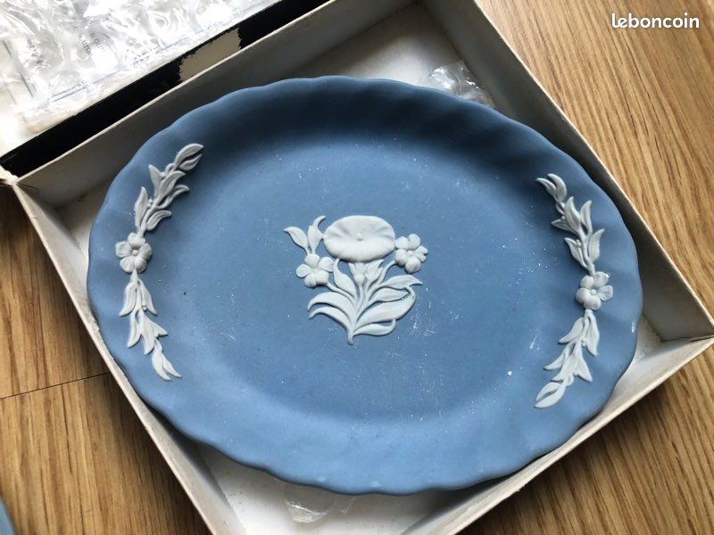 Lot 2 porcelaines Wedgwood (image 4)