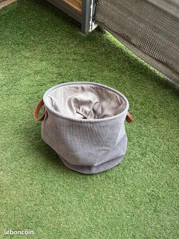 Panière à linge (image 1)