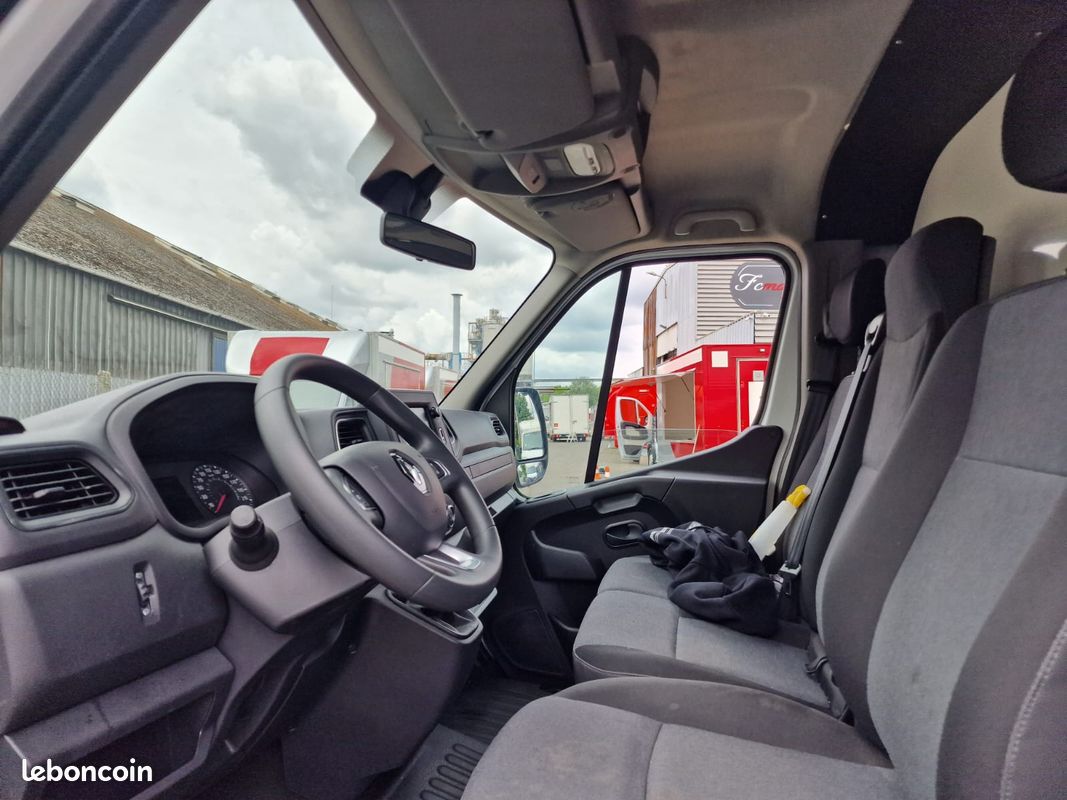 Camion a pizza four a gaz disponible 49000 HT (image 4)
