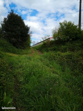 Terrain agricole 25 000 m² Gourin