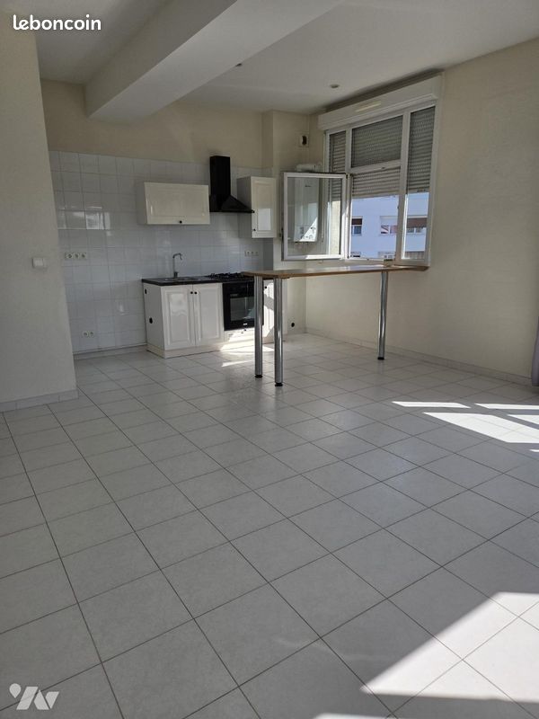Appartement 3 pièces 70 m² · à Saint-Quentin · 70 m² · 740 €