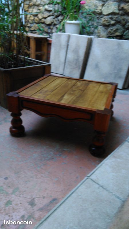 Table basse ou repose-pieds (image 2)