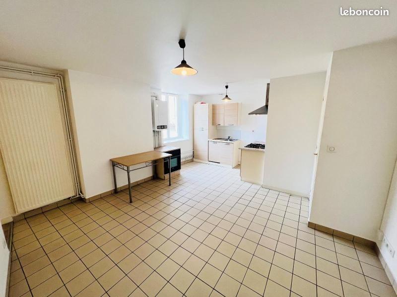 Appartement 3 pièces 51 m² · à Mâcon · 51 m² · 530 €/mois