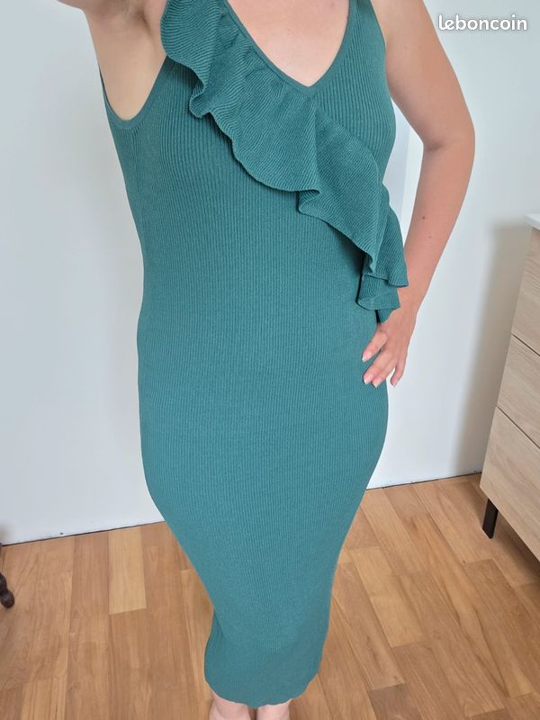 Robe longue verte Zara 36 S sans manche Vêtements