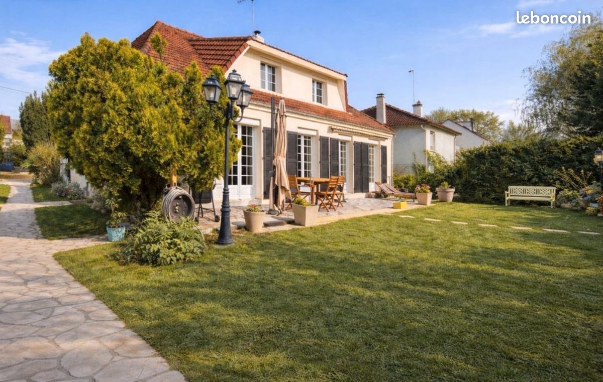 Maison 7 pièces 161 m² · à Longjumeau · 161 m² · 479 000 €