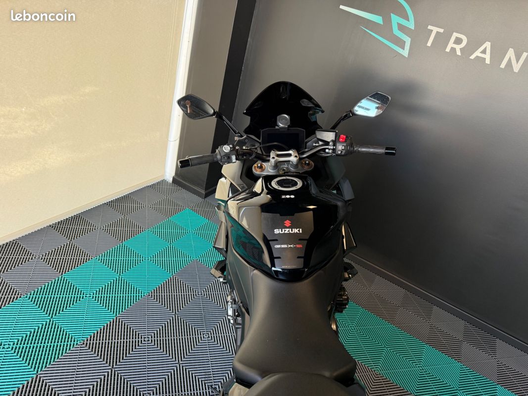 Suzuki GSX-S 1000 GT - 1ère main / GPS Tomtom / Bagagerie / Bulle haute Ermax (image 7)