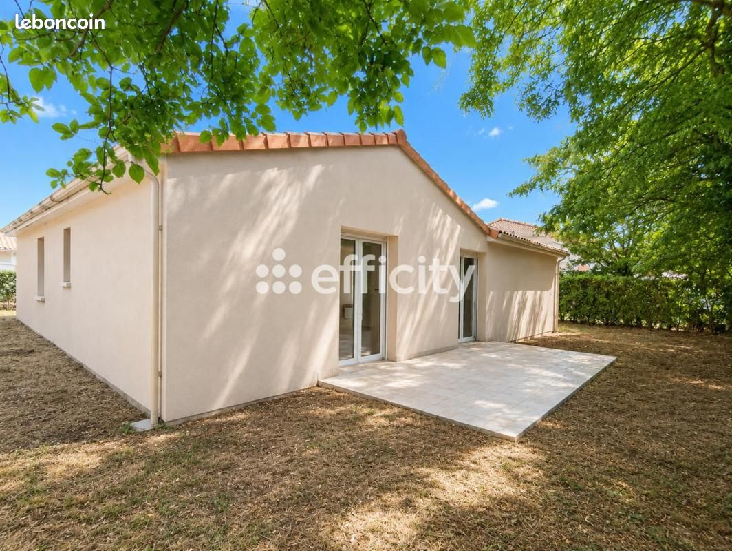 Maison 5 pièces 96 m² · à Chasseneuil-du-Poitou · 96 m² · 219 500 €